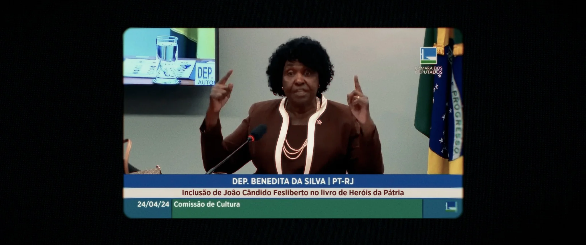 Frame cinematográfico do documentário João Cândido — Um Herói Sem Máscara